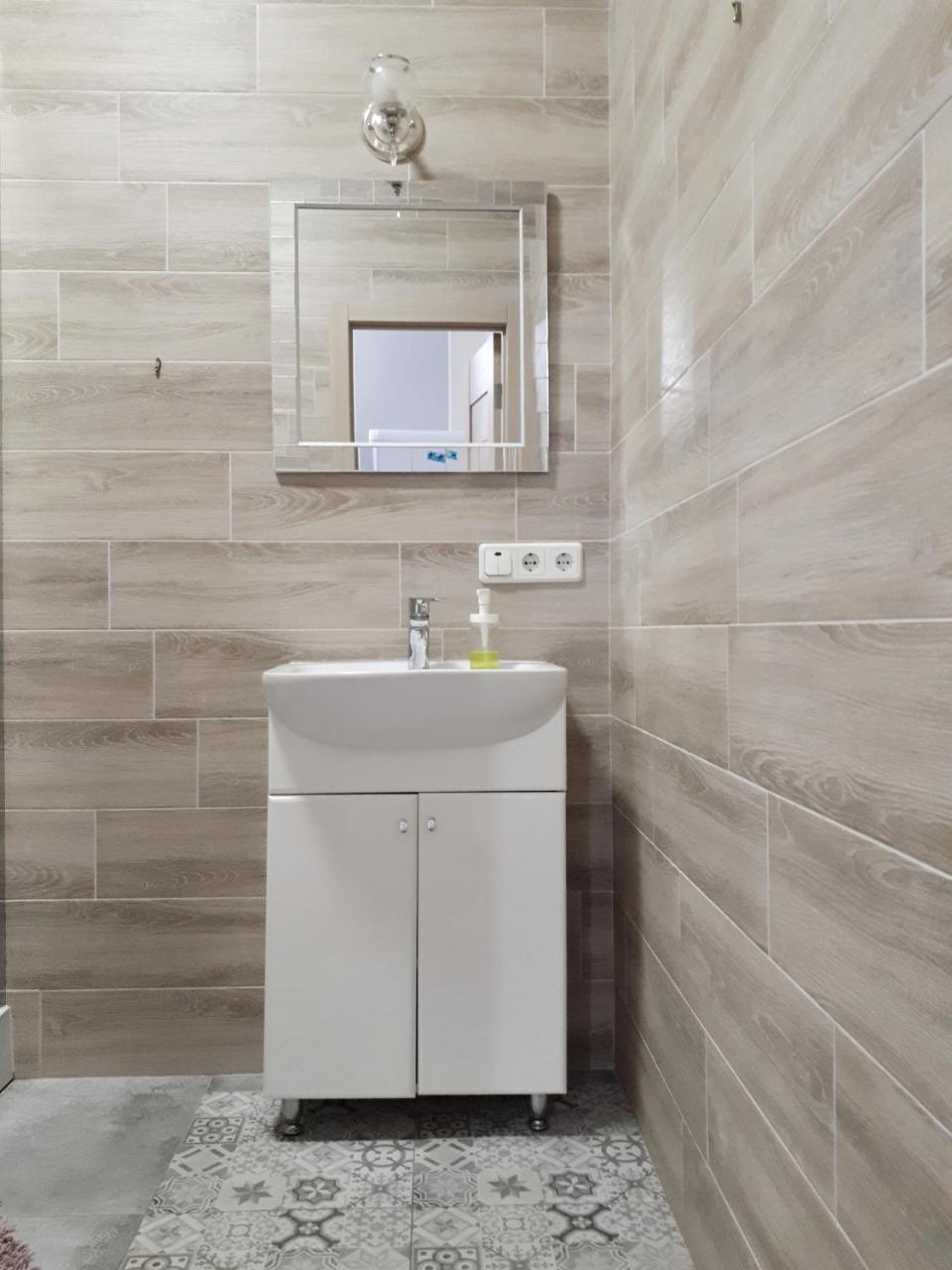 Apartment - Heart Of Odessa Bagian luar foto